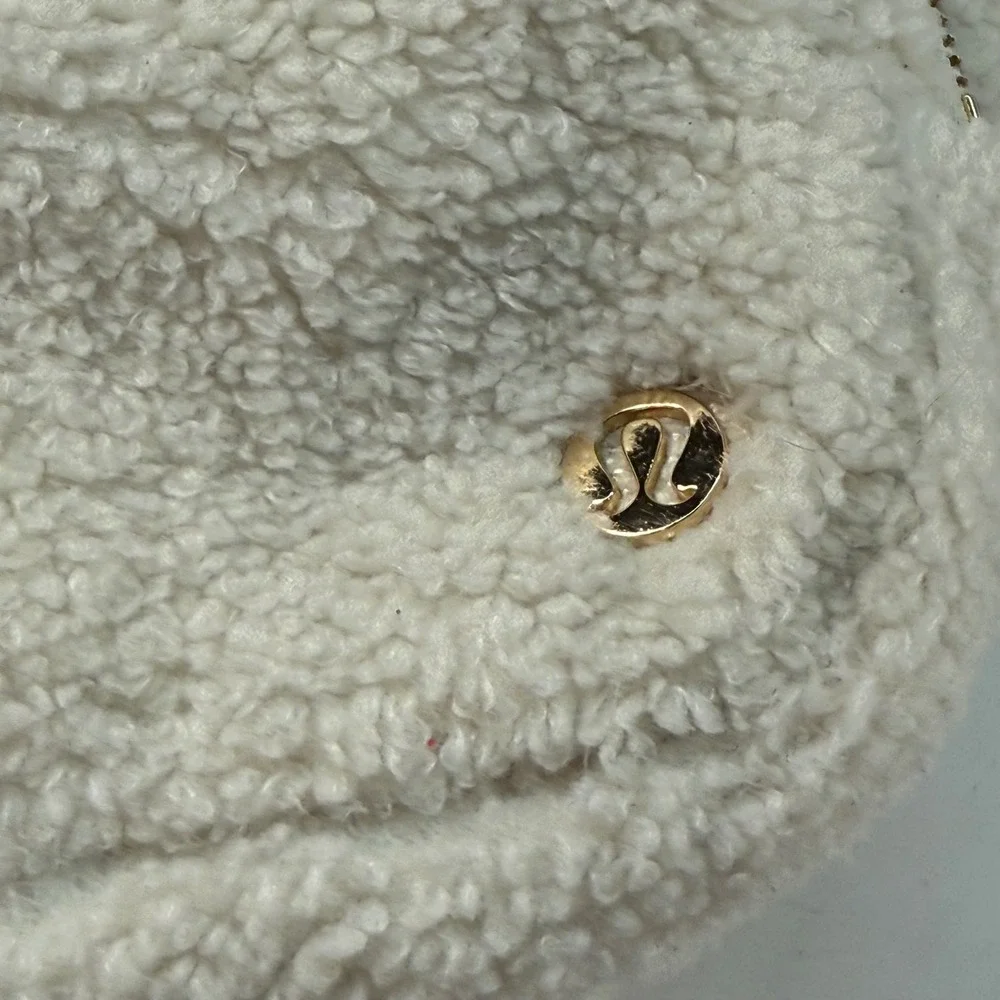 Lululemon Fleece Belt Bag White Opal Gold Tone Sherpa Everywhere Crossbody